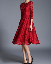 Load image into Gallery viewer, Women's crew neck dress, Lace dress, 3/4 sleeve dress, midi dress, party dress, evening dress, black dress(Q2098)