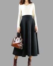 Load image into Gallery viewer, Wool skirt/Maxi skirt/winter skirt/a-line skirt/pleated skirt/dark blue skirt/elastic waist skirt/skirt with pockets A05
