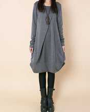 Load image into Gallery viewer, Women's cotton dress/tunic dress/Tunic top women/long t-shirt/long tops/crew neck top/black tunic dress/long sleeve dress Q2068