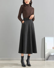 Load image into Gallery viewer, Wool skirt/Midi skirt/Winter skirt/A-line skirt/dark blue skirt/elastic waist skirt/skirt with pockets/customized skirt A008