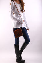 Load image into Gallery viewer, Women's Long Long Sleeves top, bottoming Cotton t-Shirt, Black shirt, v-neck top, form fitting top(Y1117) - lijingshop