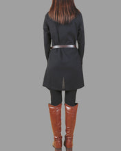 Load image into Gallery viewer, Linen Shirt for Women/Black Button Down Shirt/Asymmetric Blouse/ Plus Size shirt/Oversized Shirt/Collared Shirt(Y1710)