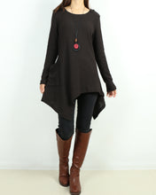 Load image into Gallery viewer, Women's asymmetrical knit tunic dress/plus size hoodie/oversized tunic dress/casual customized top/Maternity dress/black sweater (Q5101)