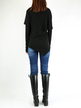 Load image into Gallery viewer, Women's oversized casual t-shirt/asymmetrical layered cotton top/customized clothing/long sleeve tops(Y1217) - lijingshop