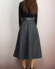 Load image into Gallery viewer, Wool skirt, Midi skirt, Winter skirt, Wool skirt with belt, custom made skirt, black skirt (Q2143)