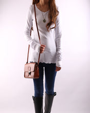 Load image into Gallery viewer, Women's Long Long Sleeves top, bottoming Cotton t-Shirt, Black shirt, v-neck top, form fitting top(Y1117) - lijingshop