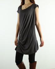 Load image into Gallery viewer, Women's modal cotton t-shirt/asymmetrical top/short sleeve top/casual tunic top/loose t-shirt/summer top/customized t-shirt(Y1940)