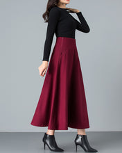 Load image into Gallery viewer, High waist skirt, Flare skirt, Winter skirt, Midi skirt, Wool skirt, dark gray skirt, long skirt, vintage skirt Q0026