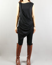 Load image into Gallery viewer, Asymmetrical Cotton Tank Top/Sleeveless tops/Tunic top for women/cotton t-shirt/Customized shirt/Tunic Top for Leggings(Y1704S)