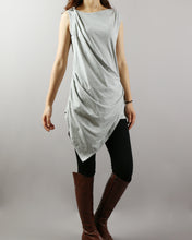 Load image into Gallery viewer, Asymmetrical Cotton Tank Top/Sleeveless tops/Tunic top for women/cotton t-shirt/Customized shirt/Tunic Top for Leggings(Y1704S)