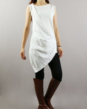 Load image into Gallery viewer, Sleeveless tops/Tunic top for women/Asymmetrical Cotton Tank Top/cotton t-shirt/Customized shirt/Tunic Top for Leggings(Y1704S)