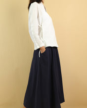 Load image into Gallery viewer, Linen top, long sleeve shirt, white Chinese style top, antiquity tops, linen blouse, t-shirt with ties(Y1063)