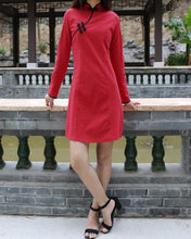 Load image into Gallery viewer, Linen dress, Long sleeve dress, Cheongsam dress, Chinese Vintage dress, Asian style lace dress, Modern Cheongsam, Qipao dress(Q1058L)