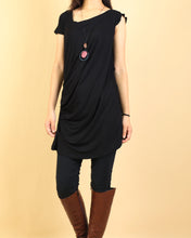 Load image into Gallery viewer, Women's modal cotton t-shirt/asymmetrical top/short sleeve top/casual tunic top/loose t-shirt/summer top/customized t-shirt(Y1940)