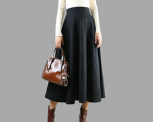 Load image into Gallery viewer, Wool skirt/Maxi skirt/winter skirt/a-line skirt/pleated skirt/dark blue skirt/elastic waist skirt/skirt with pockets A05
