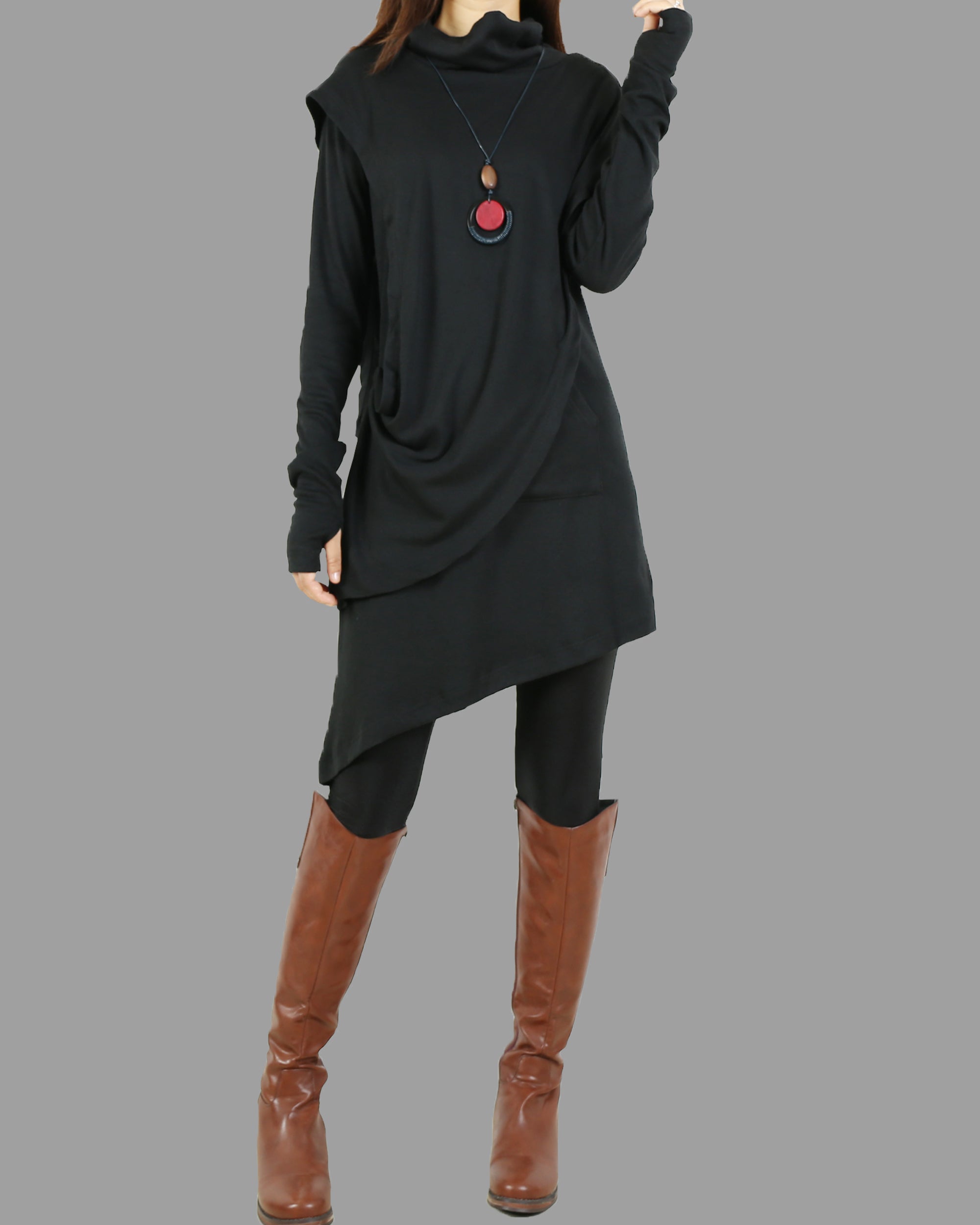 Shirt dress with store holes