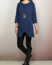 Load image into Gallery viewer, Cotton t-shirt, 3/4 sleeve cotton tunic top, Boho tunic tops, casual loose t-shirt, women&#39;s dark blue long tops(Y2008)
